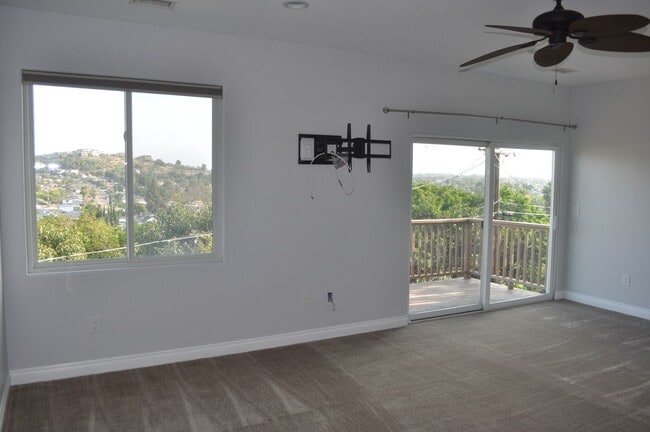 Building Photo - La Mesa Detached 4Br/2BA located in Academ...