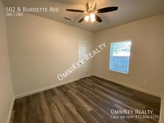 Building Photo - 502 N Burdette Ave