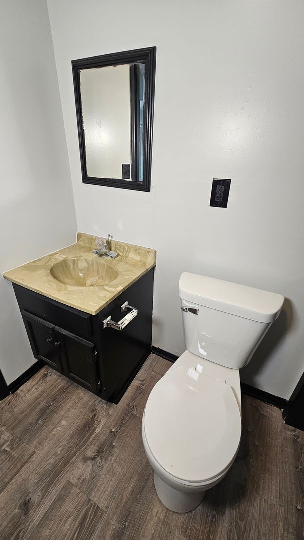 Building Photo - 63-69 Chambers Rd