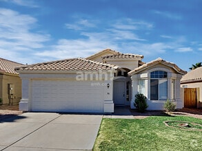 Building Photo - 2256 E Monona Dr