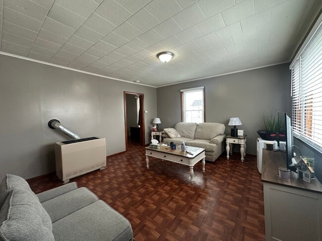 Building Photo - 207 Morgan St