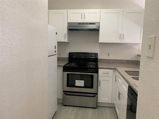 Building Photo - 2710 Grants Lake Blvd