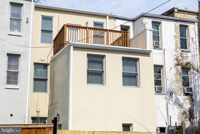 Building Photo - 1310 Riggs St NW