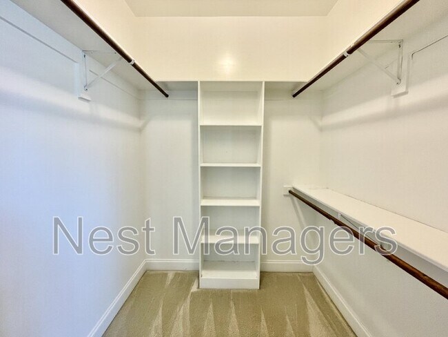 Building Photo - 385 Falls Creek Dr