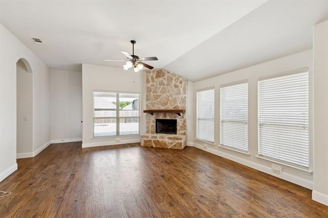 Building Photo - 512 Eastbrook Dr