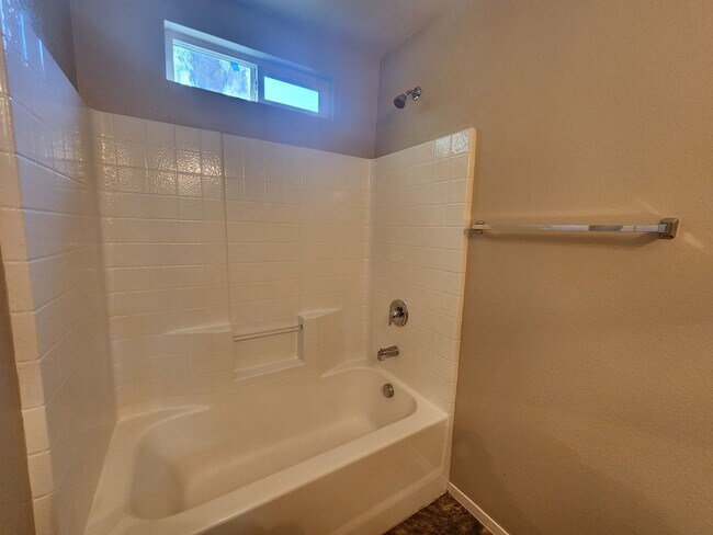 Building Photo - Unique condo with rooftop Strip Views and modern amenities.