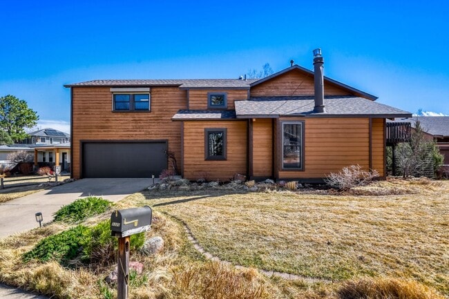 Building Photo - Incredible Shanahan Ridge Home with Flatiron Views