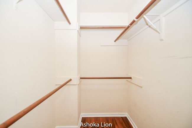 Building Photo - Gorgeously designed home with 4 bedrooms and 2.5 baths. A must see!