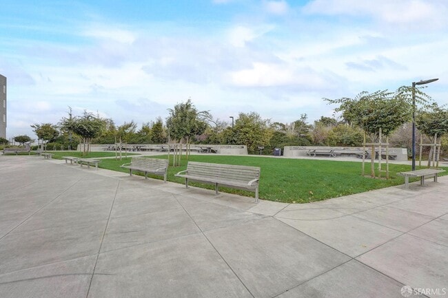 Building Photo - 451 Donahue St