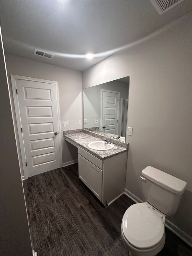 Building Photo - For rent in Pell City!