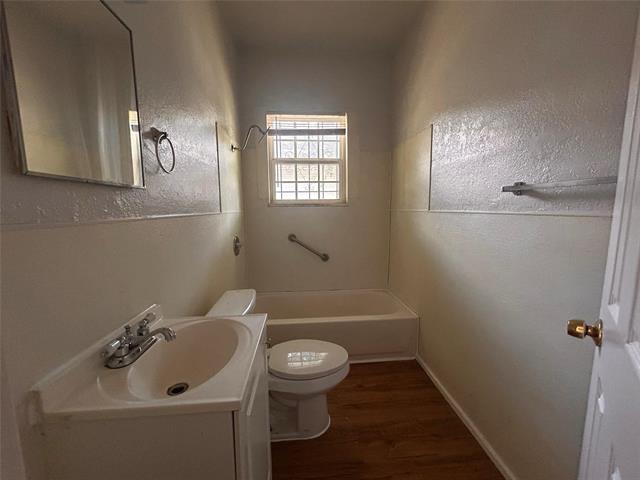 Building Photo - 3615 Meadow St