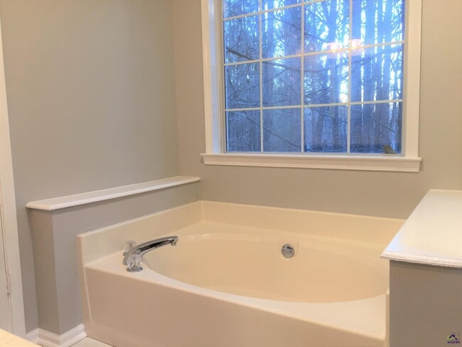 Building Photo - 542 Loblolly Ln