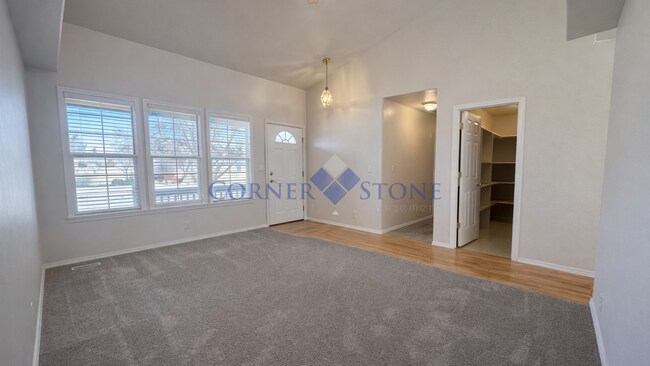 Building Photo - Bright, Open Home in Meridian!