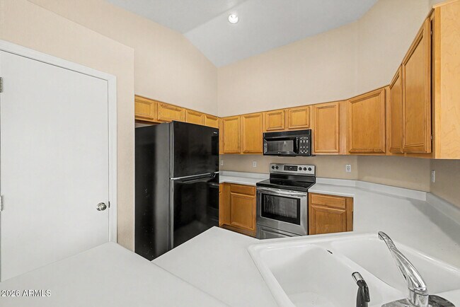 Building Photo - 8151 W Tonto Ln