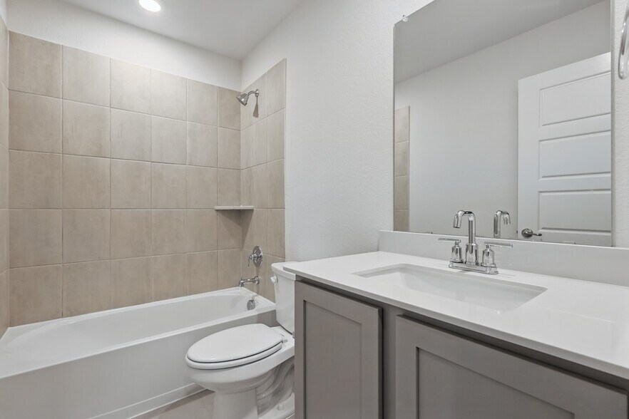 Building Photo - 9732 Quail Pointe Rd