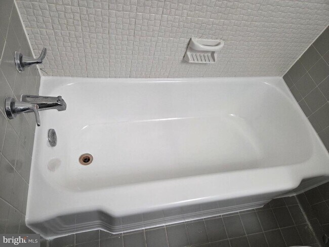 Building Photo - 10432 Rockville Pike