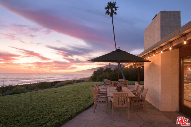 Building Photo - 30245 Pacific Coast Hwy