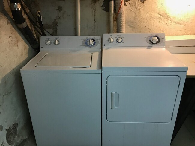 Washer and dryer in basement - 2208 Panama St