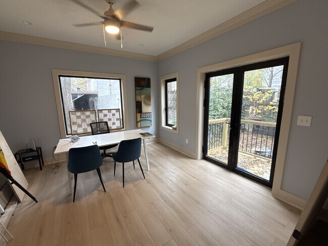 Building Photo - 1073 Hemphill Ave NW