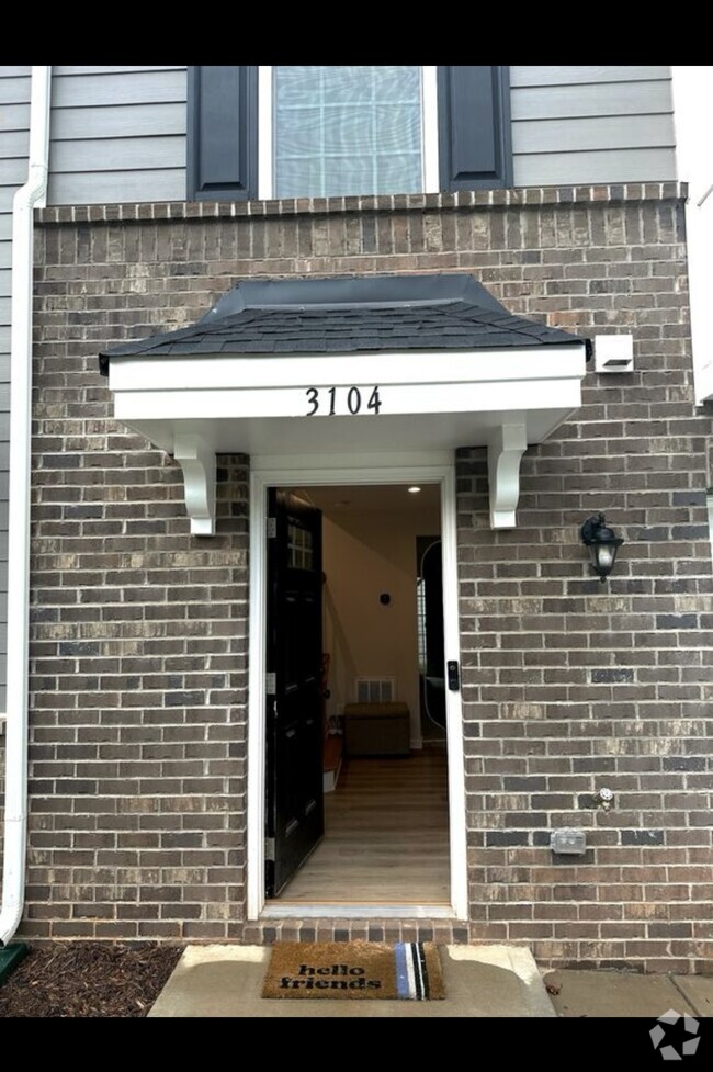 Building Photo - 3104 Beeler Ln