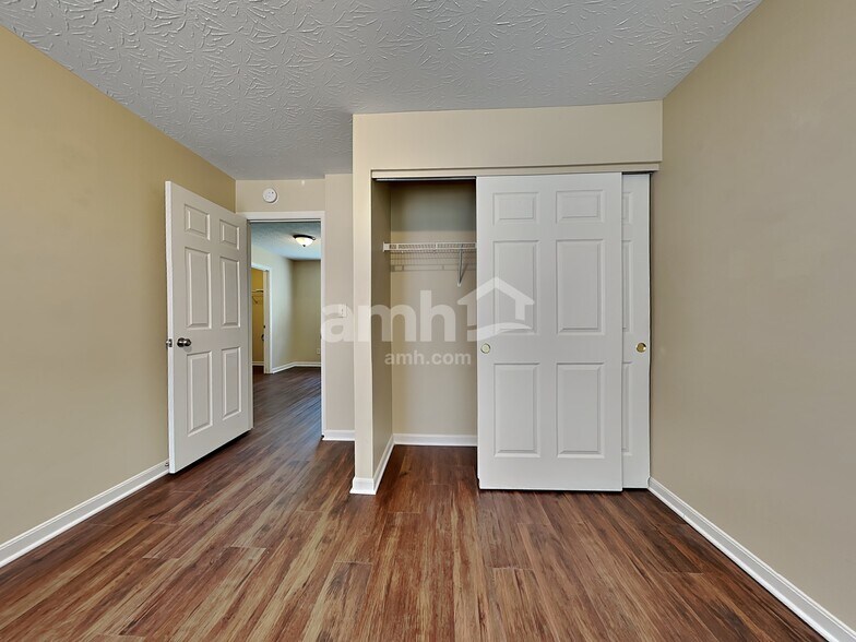 Building Photo - 3162 Bridlerun Dr