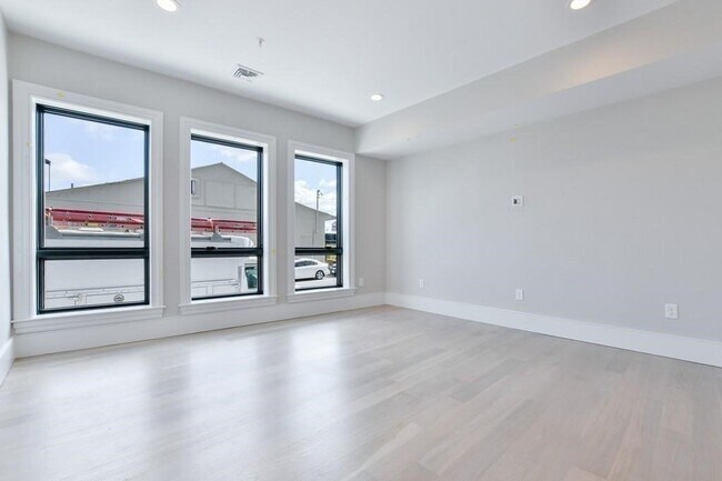 Building Photo - 377 West First St-