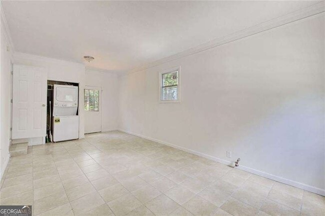 Building Photo - 3946 Green Oak Dr