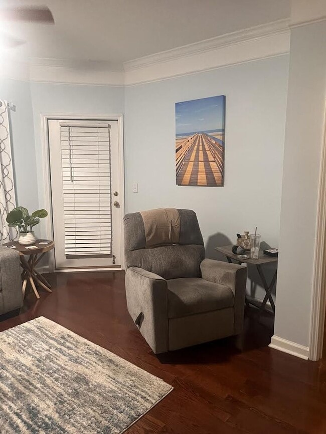 Building Photo - Stunning Two Bedroom Condo - Fully Furnished - Mira Vista - James Island