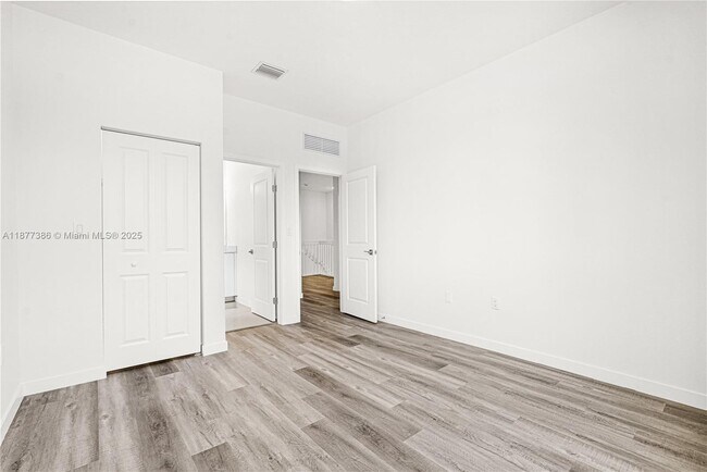 Building Photo - 22505 SW 125th Ave