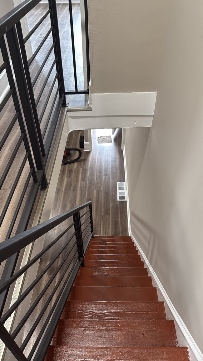 Building Photo - 2329 N Cleveland St