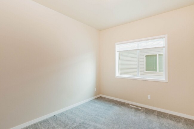 Building Photo - 3603 33rd St S