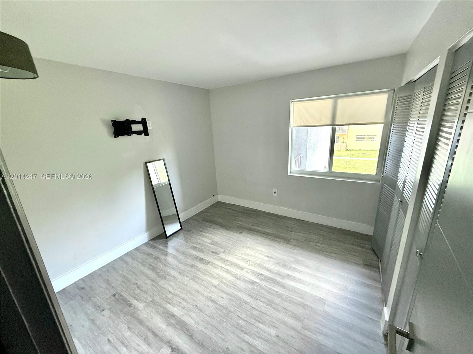 Building Photo - 399 NW 72nd Ave
