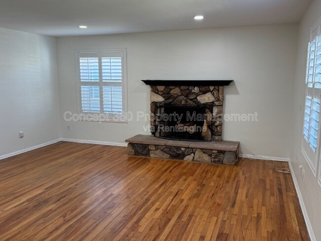 Building Photo - 5228 E Brittain St