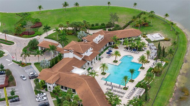 Building Photo - 8555 E Baypoint Cir