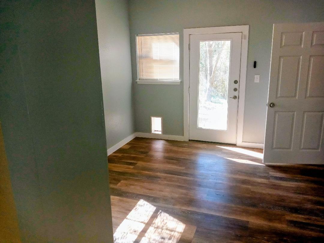 Building Photo - 2588 Connie Dr