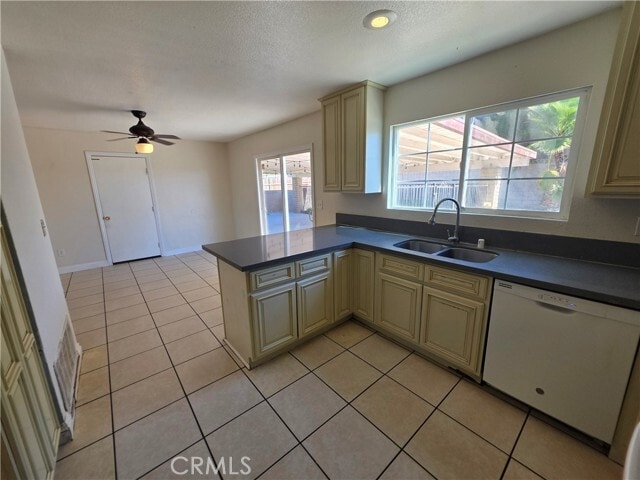 Building Photo - 969 S Sage Ave