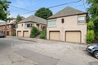 Building Photo - 130 SE 31st Ave
