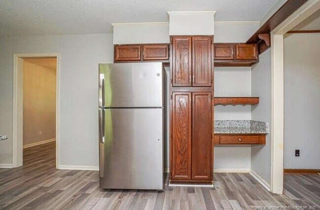 Building Photo - 5765 Dobson Dr
