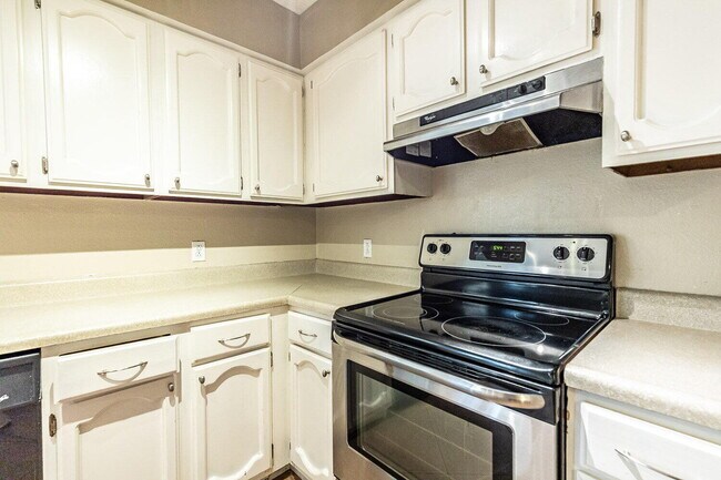 Building Photo - 4737 48th St