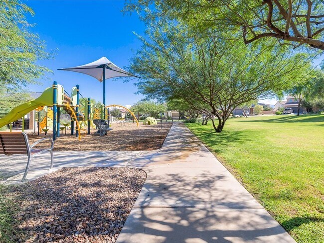Building Photo - 6568 E Via Arroyo Azul
