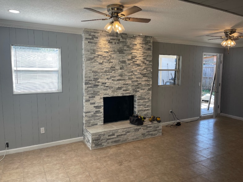 Building Photo - 7552 Centauri Rd