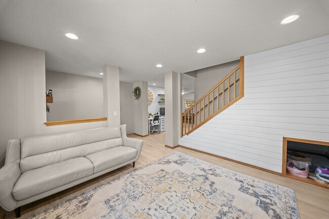 Building Photo - 1207 Arcadia St NW
