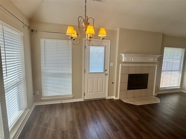 Building Photo - 3617 Roller Crossing