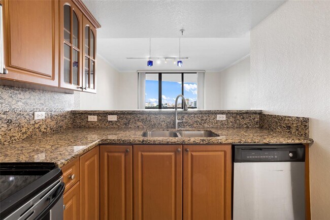 Building Photo - 2301 SW 27th Ave