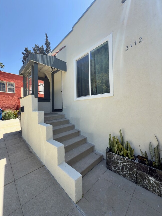 Building Photo - 2110 Glendale Blvd