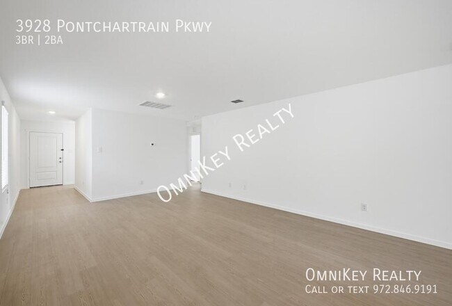 Building Photo - 3928 Pontchartrain Pkwy