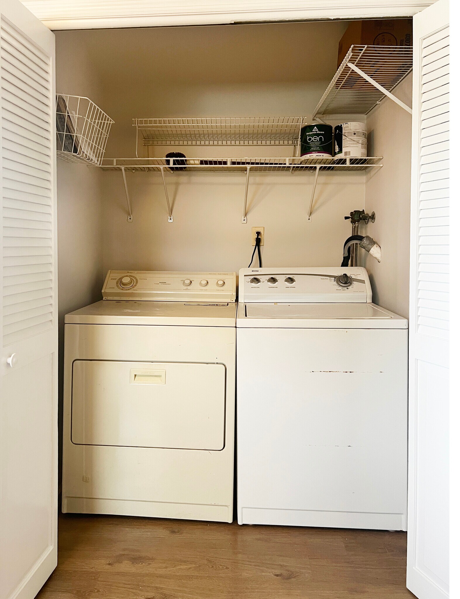 Laundry in unit - 605 Piermont Ave