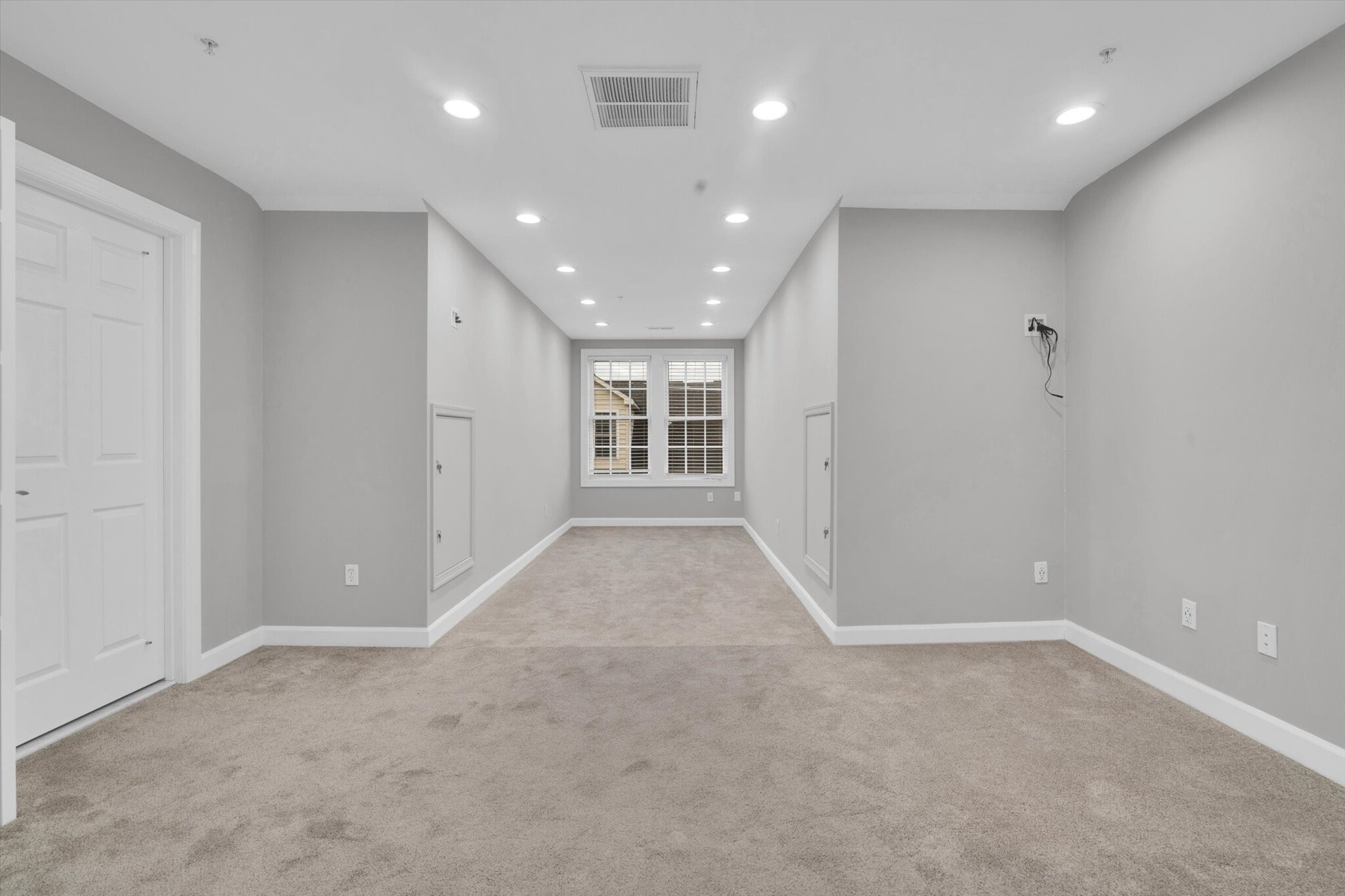 Building Photo - 7974 Vigne Ct