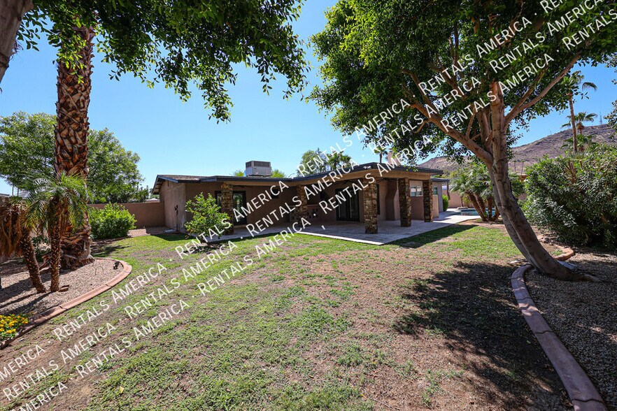 Building Photo - 13242 N 11th Ave