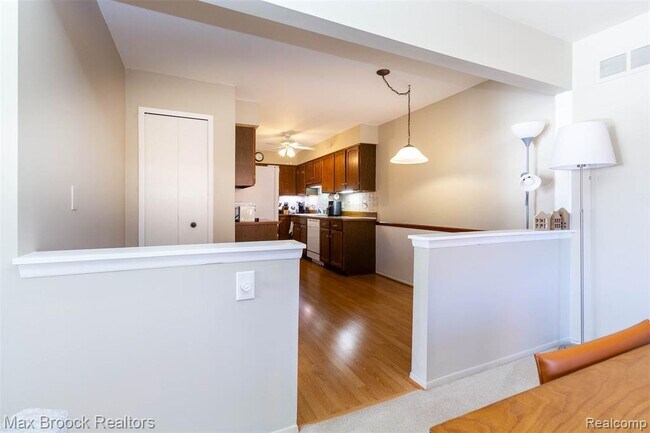 Building Photo - 1860 Christy Ct